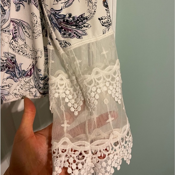 WHBM Blouse - Picture 3 of 4